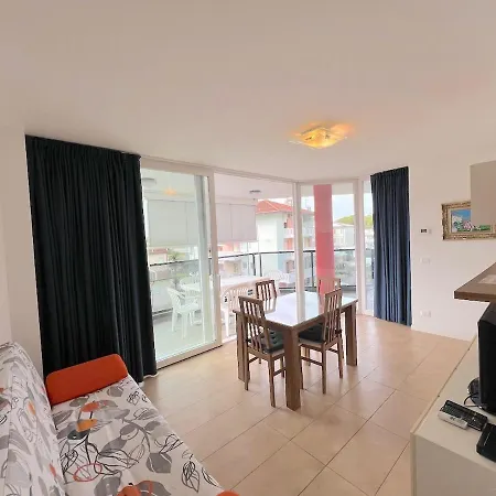 Katrina Apartment